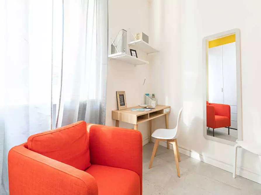 Immagine 8 di Camera in affitto  in Viale Monte Ceneri a Milano