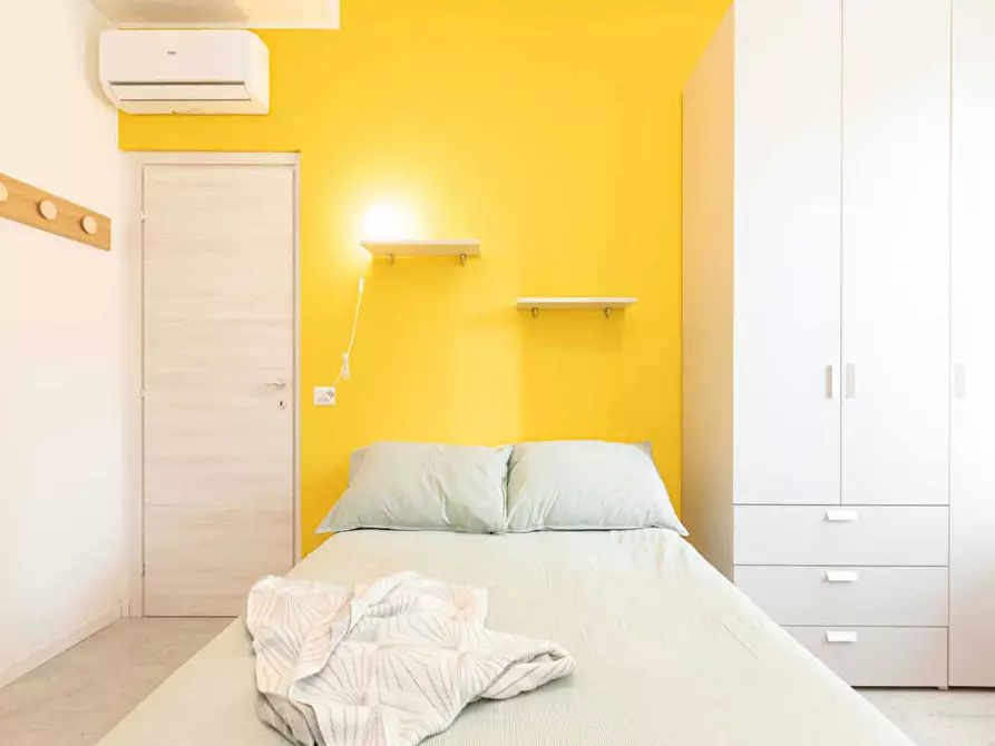 Immagine 1 di Camera in affitto  in Viale Monte Ceneri a Milano