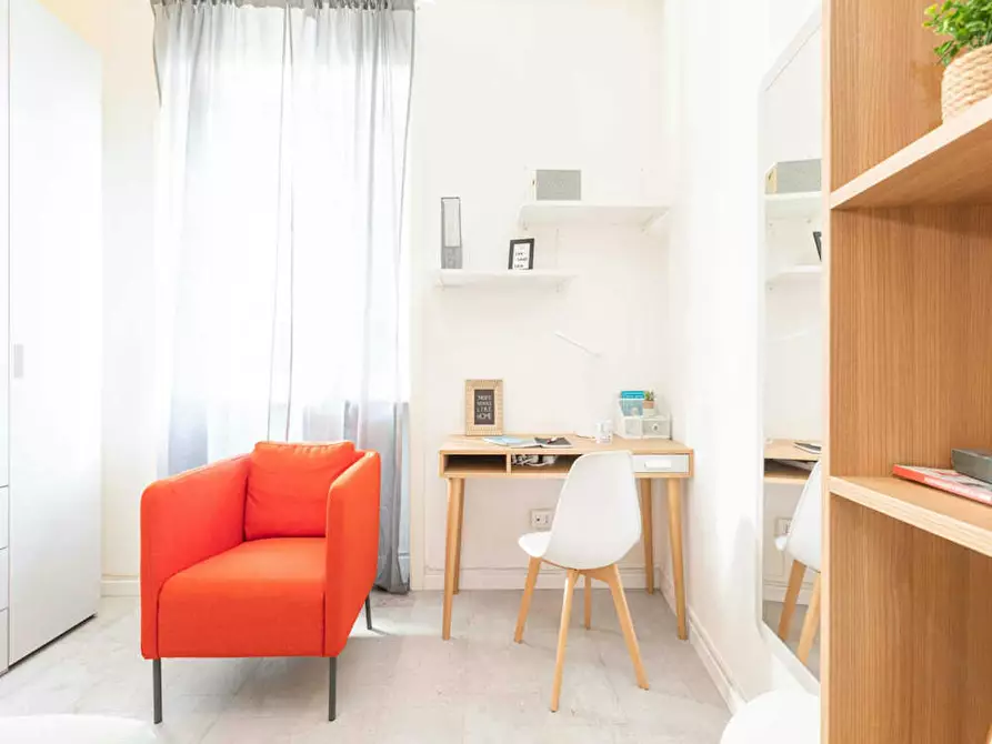 Immagine 7 di Camera in affitto  in Viale Monte Ceneri a Milano