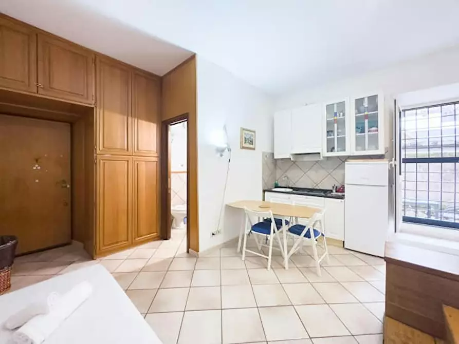 Immagine 6 di Appartamento in affitto  in Via Modica a Roma