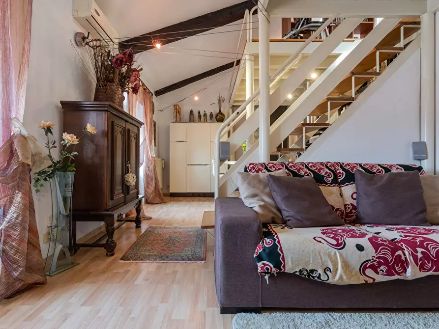 Immagine 2 di Appartamento in affitto  in Piazza Statuto a Torino