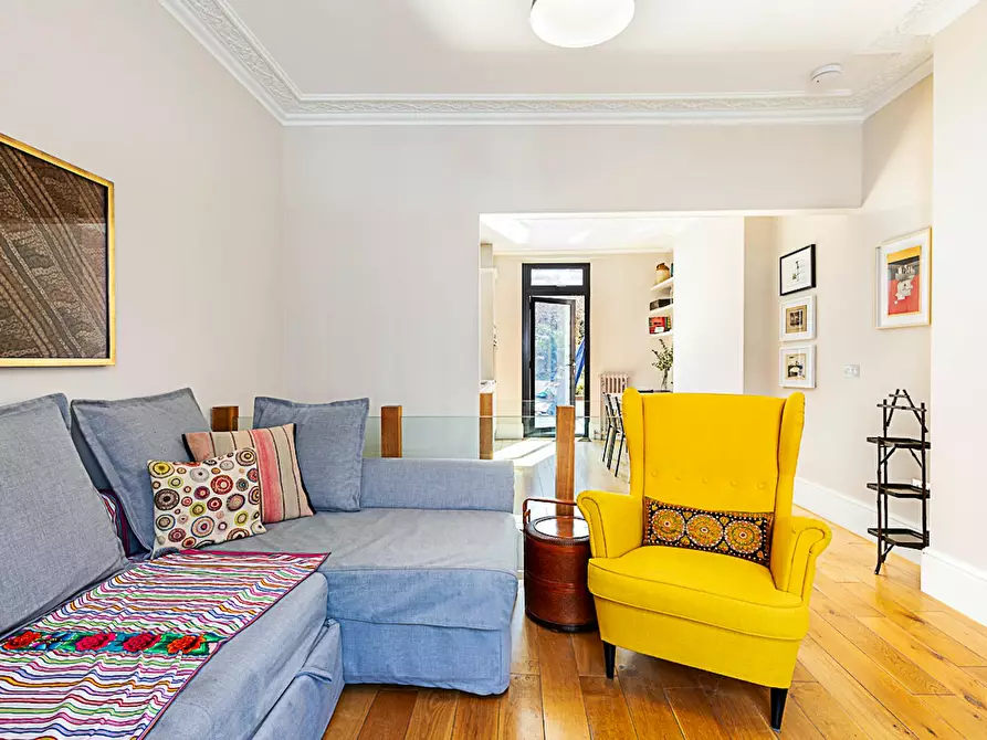 Immagine 8 di Appartamento in affitto  in Great Percy Street a Camden Town