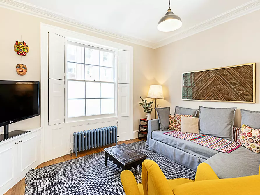 Immagine 1 di Appartamento in affitto  in Great Percy Street a Camden Town