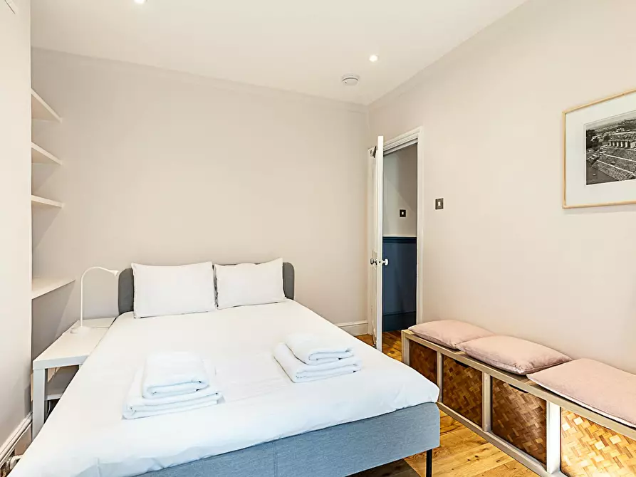Immagine 3 di Appartamento in affitto  in Great Percy Street a Camden Town