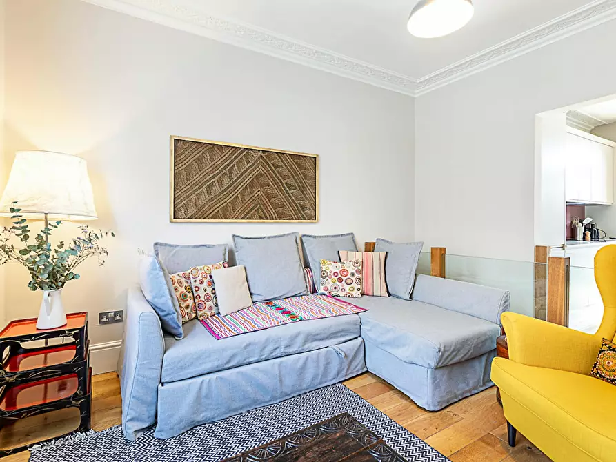 Immagine 7 di Appartamento in affitto  in Great Percy Street a Camden Town