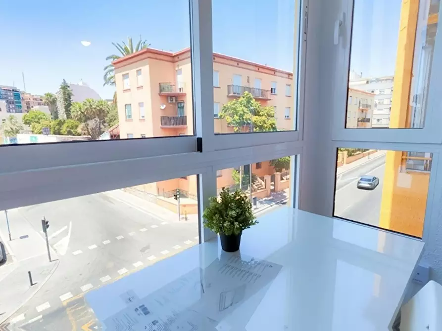Immagine 5 di Camera in affitto  in Avenida Jijona a Alicante/Alacant