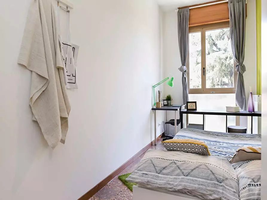 Immagine 4 di Camera in affitto  in Viale Giovanni Vicini a Bologna