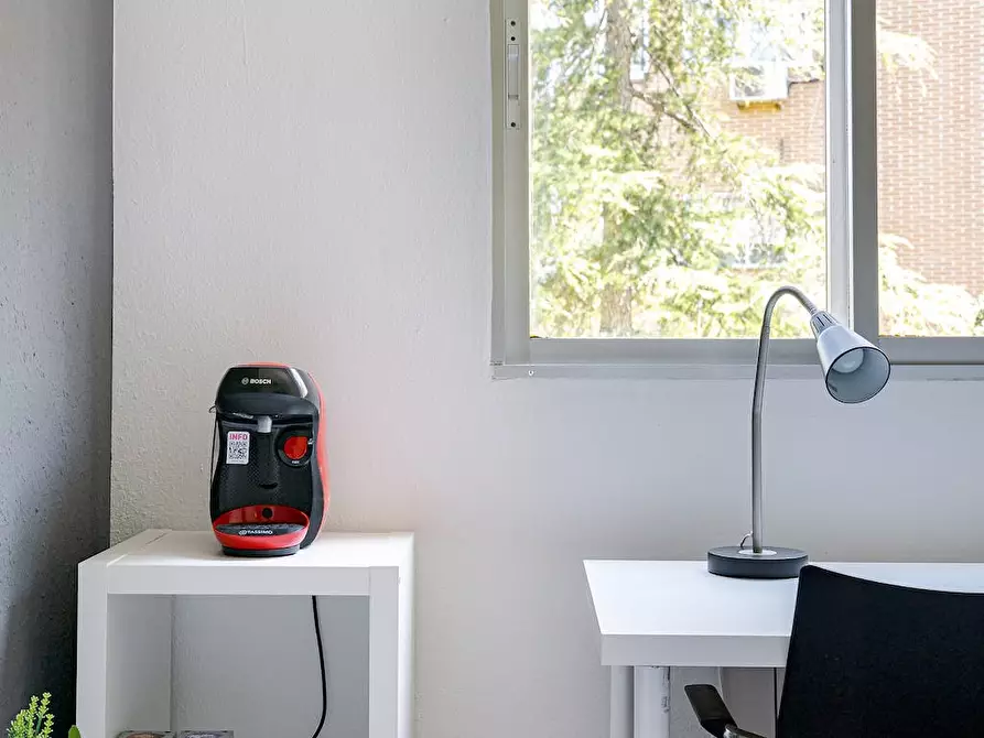 Immagine 5 di Camera in affitto  in Calle Hermanos Fernández Galiano a Guadalajara