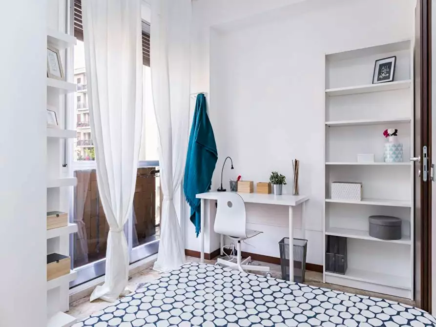 Immagine 5 di Camera in affitto  in Via Giuseppe Frua a Milano