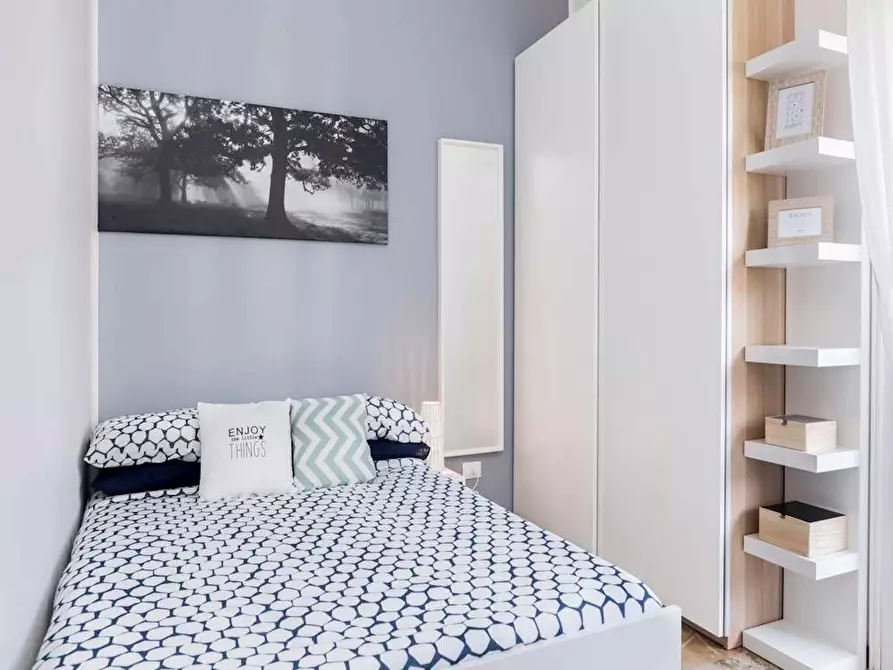 Immagine 2 di Camera in affitto  in Via Giuseppe Frua a Milano