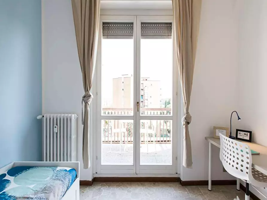 Immagine 2 di Camera in affitto  in Via Ginestre a Buccinasco