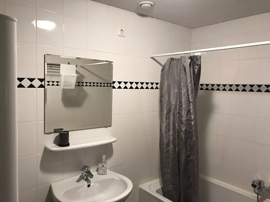 Immagine 8 di Appartamento in affitto  in Botersloot a Rotterdam