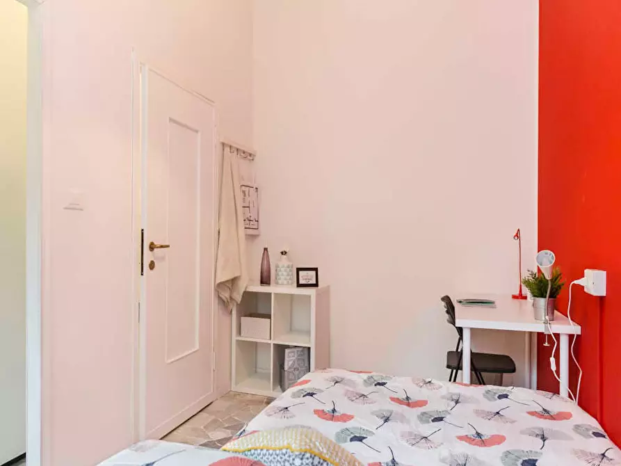 Immagine 5 di Camera in affitto  in Largo Cavalieri di Malta a Milano