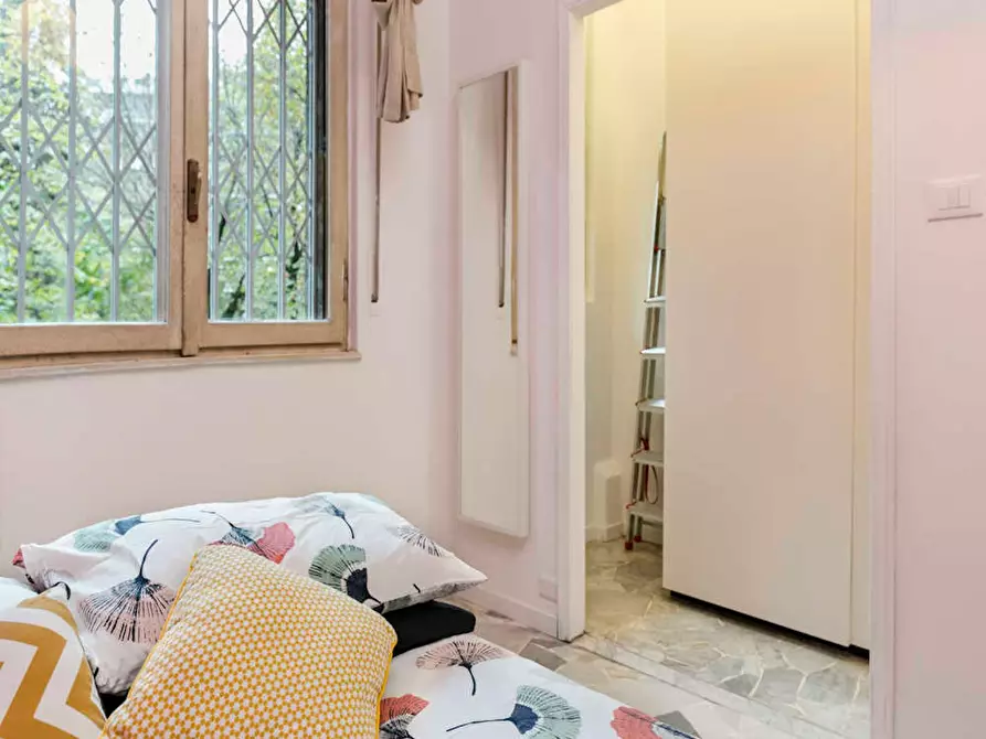 Immagine 7 di Camera in affitto  in Largo Cavalieri di Malta a Milano