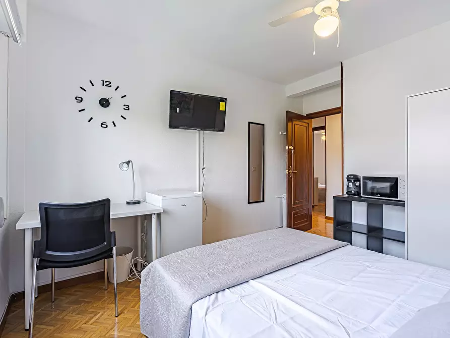 Immagine 4 di Camera in affitto  in Calle de la Constitución a Guadalajara