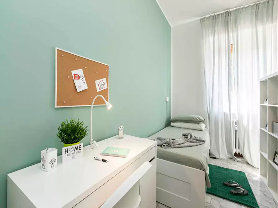 Immagine 5 di Camera in affitto  in Via Francesco Primaticcio a Milano