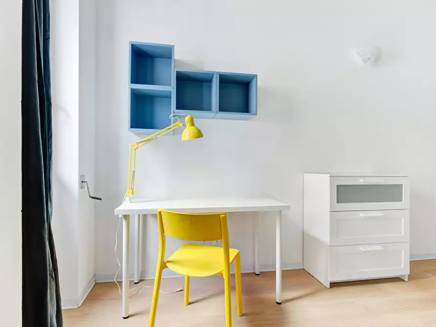 Immagine 2 di Camera in affitto  in Via Stromboli a Milano