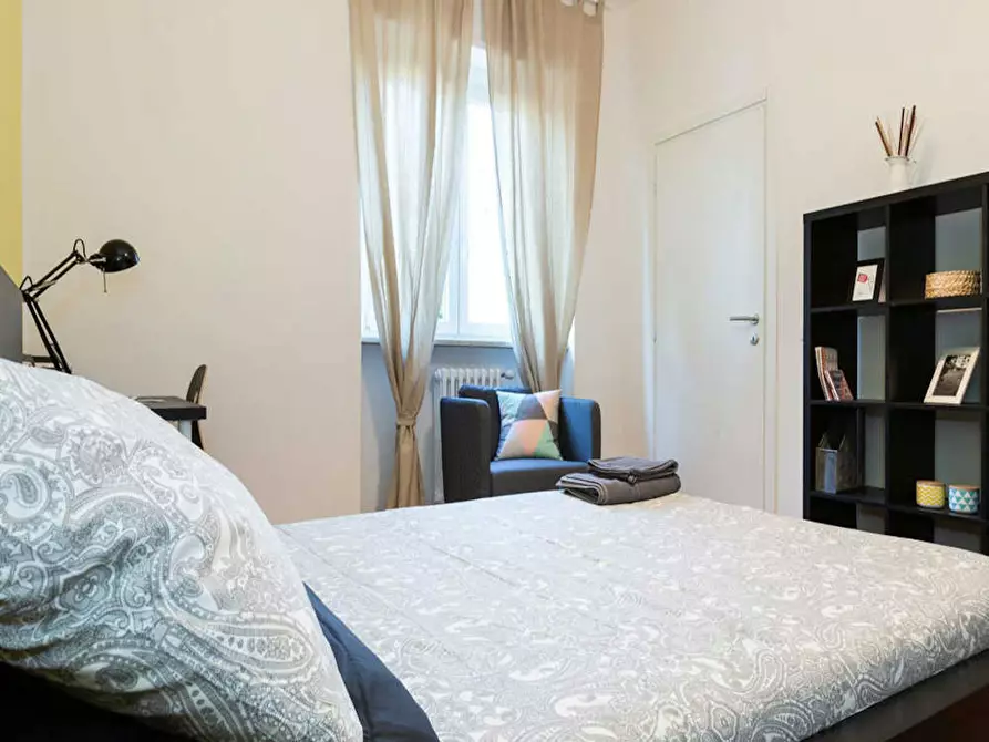 Immagine 4 di Camera in affitto  in Via dei Salici a Buccinasco