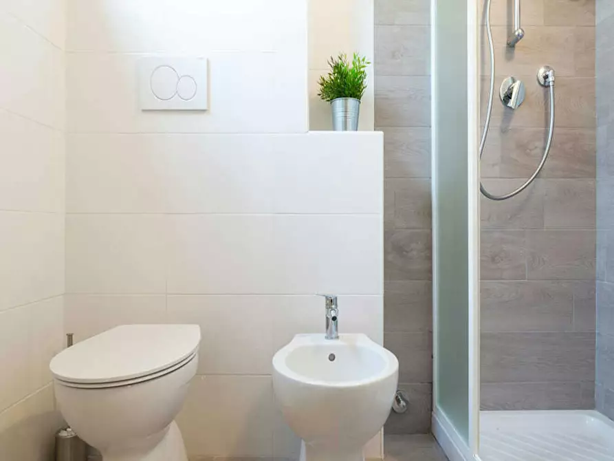 Immagine 5 di Camera in affitto  in Via dei Salici a Buccinasco