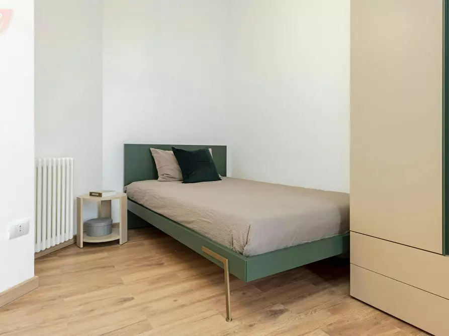 Immagine 2 di Camera in affitto  in Viale Camillo Benso di Cavour a Ferrara