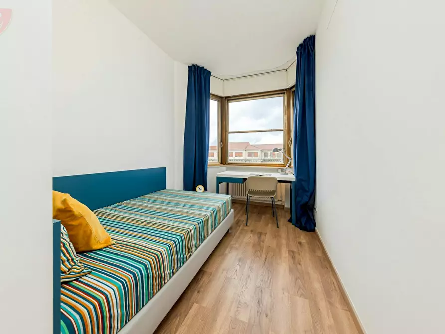 Immagine 2 di Camera in affitto  in Viale Camillo Benso di Cavour a Ferrara