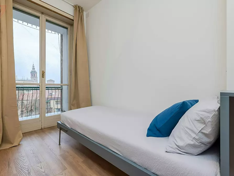 Immagine 5 di Camera in affitto  in Viale Camillo Benso di Cavour a Ferrara