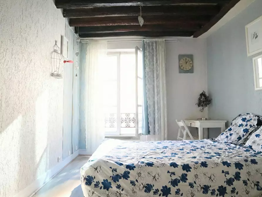 Immagine 1 di Camera in affitto  in Rue de Paris a Charenton-le-Pont
