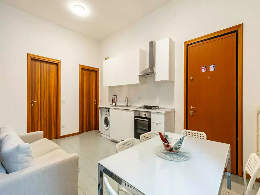 Immagine 10 di Camera in affitto  in Via Jacopo della Quercia a Milano