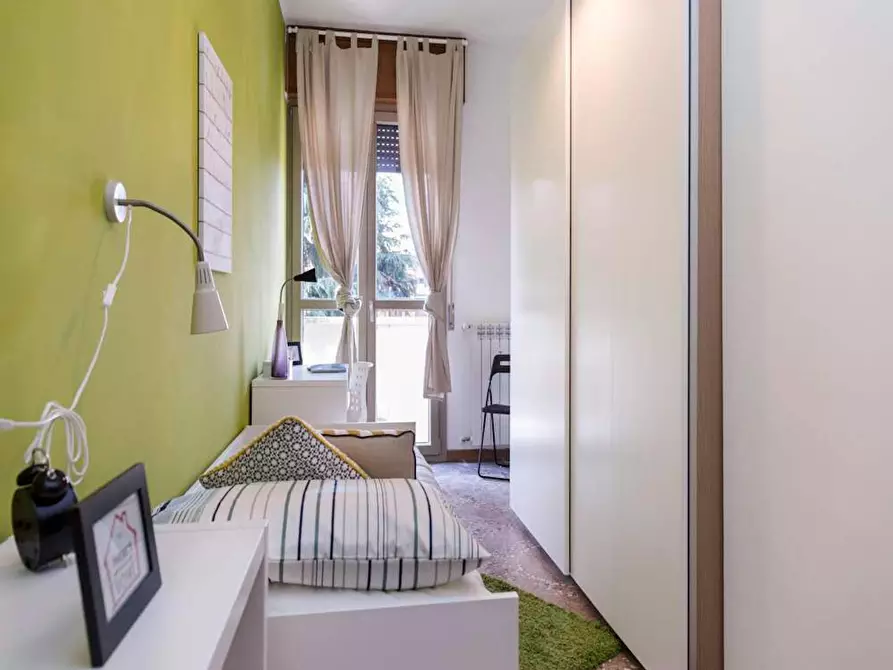 Immagine 5 di Camera in affitto  in Viale Giovanni Vicini a Bologna