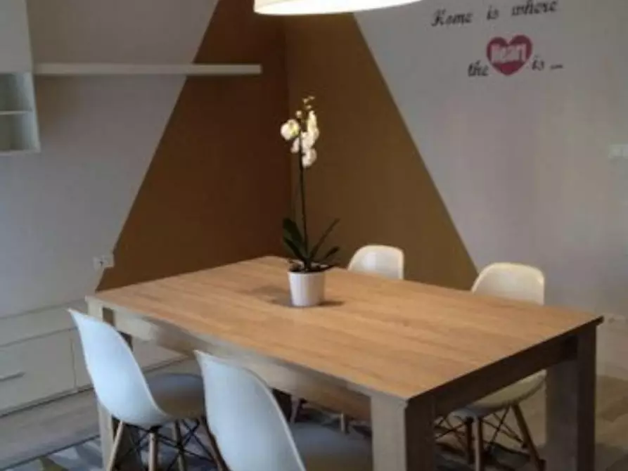 Immagine 8 di Camera condivisa in affitto  in Corso Orbassano a Torino