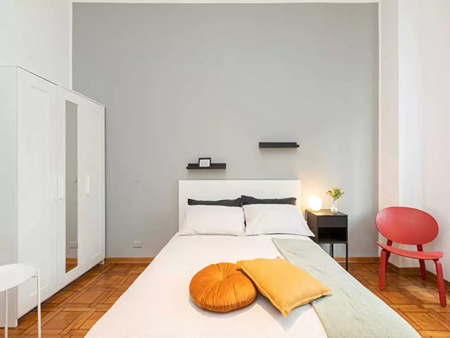 Immagine 6 di Camera in affitto  in Viale Emilio Caldara a Milano