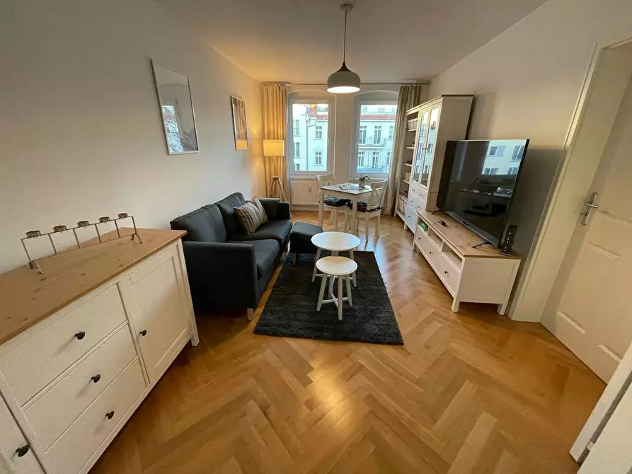 Immagine 4 di Appartamento in affitto  in Brunnenstraße a Berlin