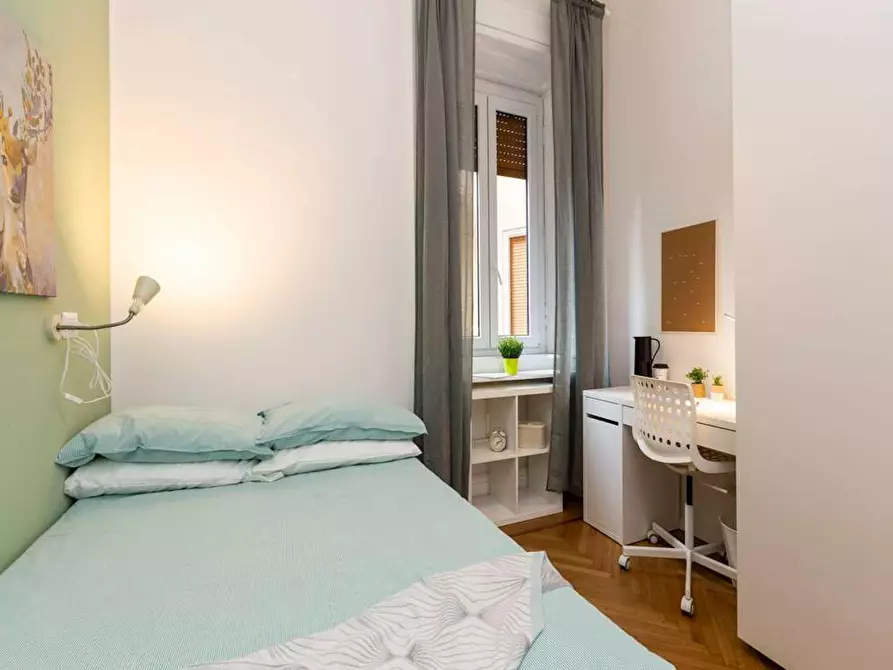 Immagine 3 di Camera in affitto  in Piazza Maria Adelaide di Savoia a Milano