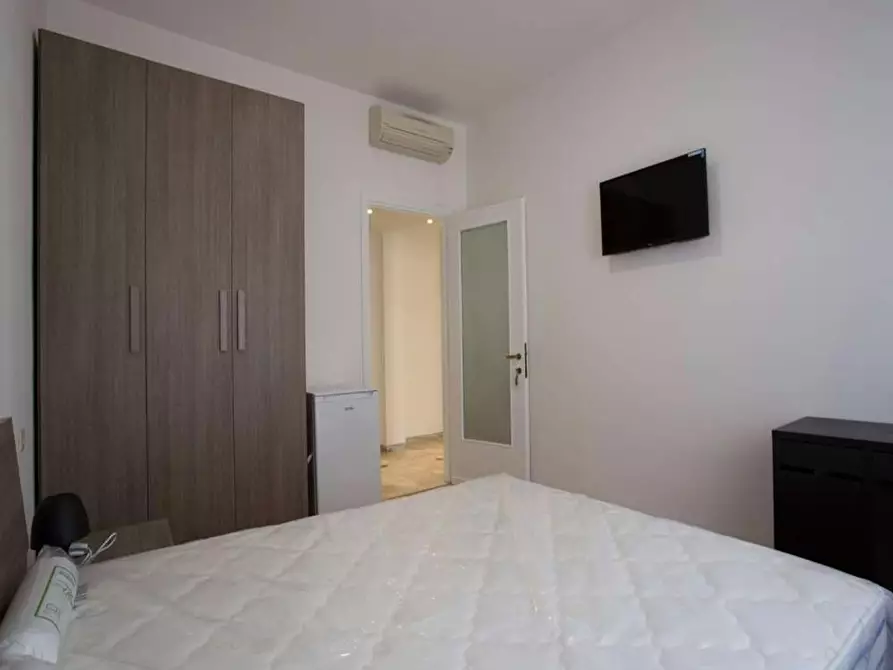 Immagine 3 di Camera in affitto  in Via Rodolfo Farneti a Milano