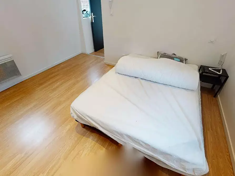 Immagine 1 di Camera in affitto  in Rue Jean Jaurès a Lille