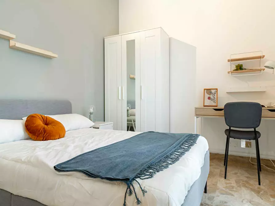 Immagine 5 di Camera in affitto  in Via Valsugana a Milano