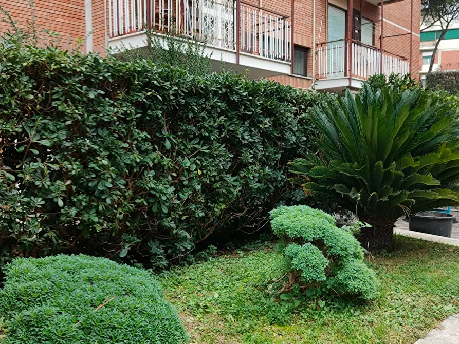 Immagine 9 di Camera in affitto  in Via Montebruno a Roma