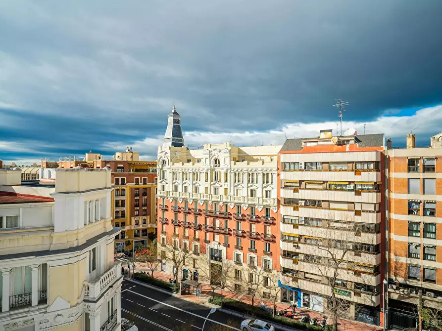 Immagine 5 di Camera in affitto  in Calle Luchana a Madrid