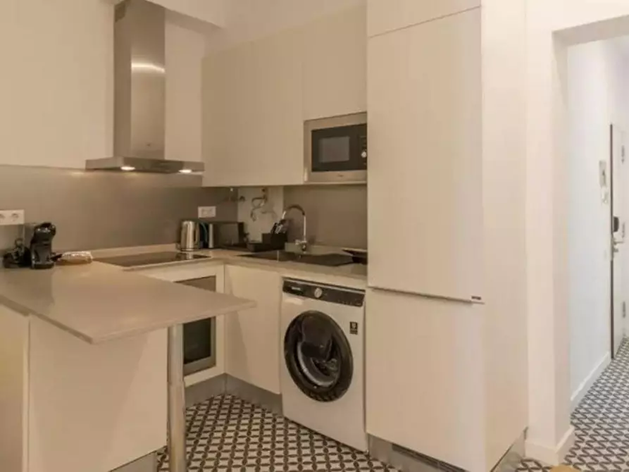 Immagine 4 di Camera in affitto  in Carrer d'Escudellers a Barcelona