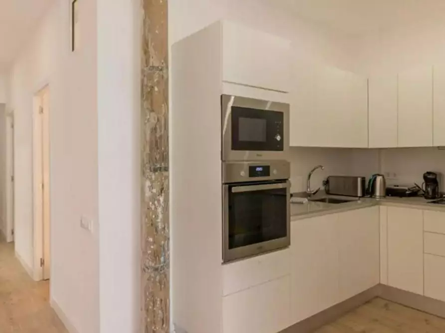 Immagine 5 di Camera in affitto  in Carrer d'Escudellers a Barcelona
