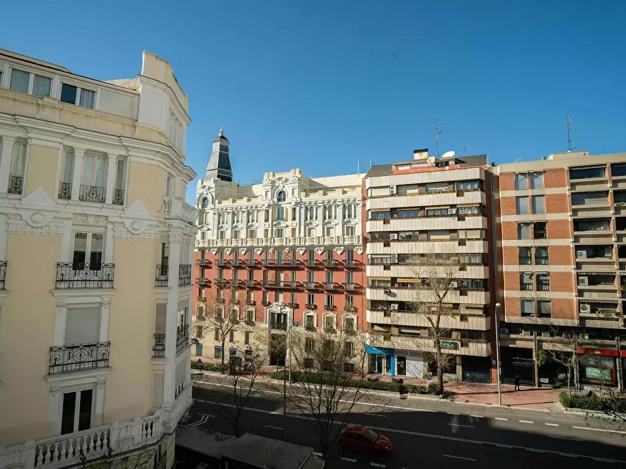 Immagine 8 di Camera in affitto  in Calle Luchana a Madrid