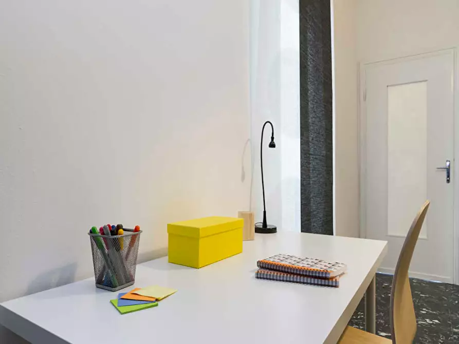 Immagine 2 di Camera in affitto  in Largo Giovanni Battista Scalabrini a Milano