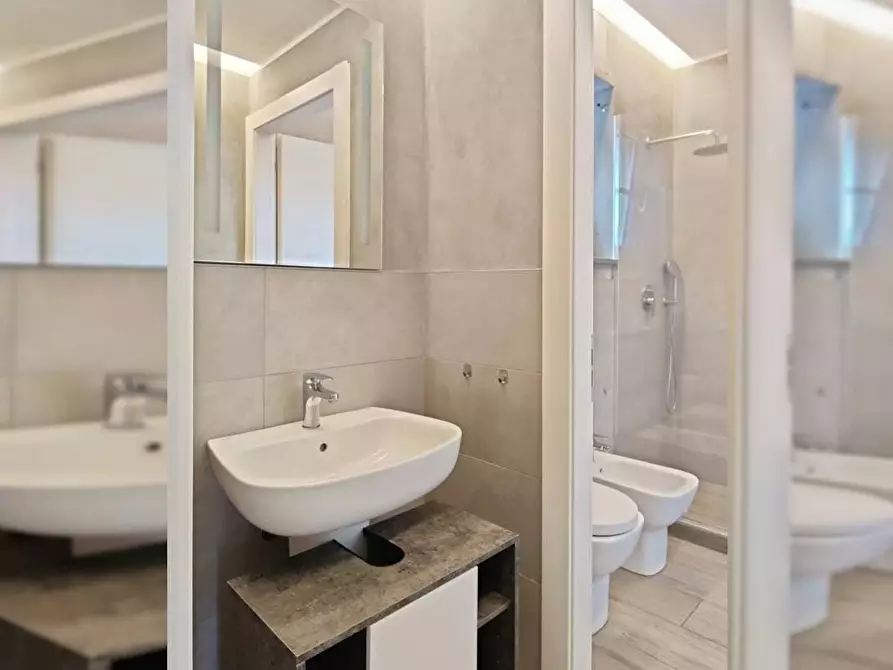 Immagine 8 di Appartamento in affitto  in Via San Basilio a Milano