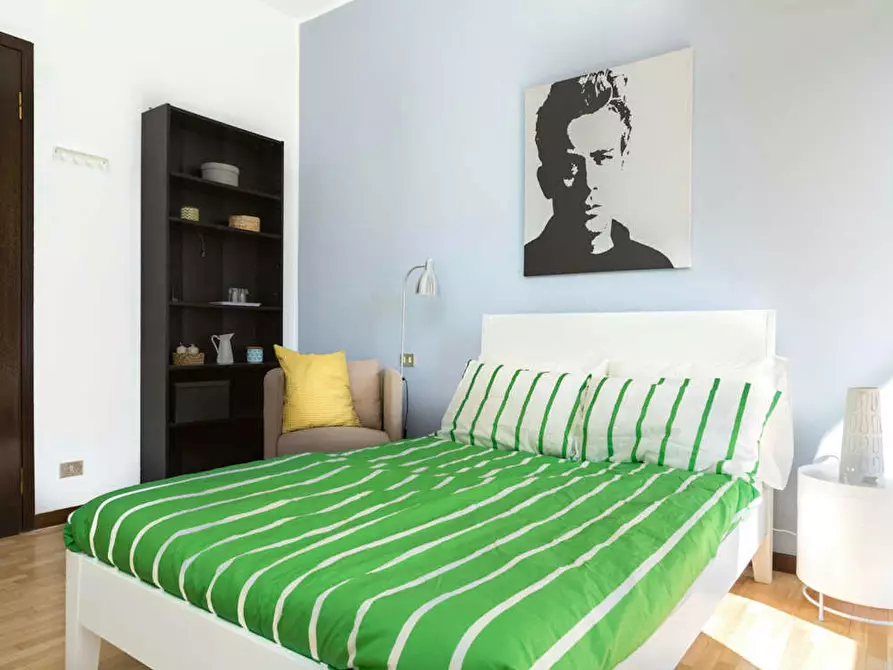 Immagine 2 di Camera in affitto  in Via Adele Martignoni a Milano