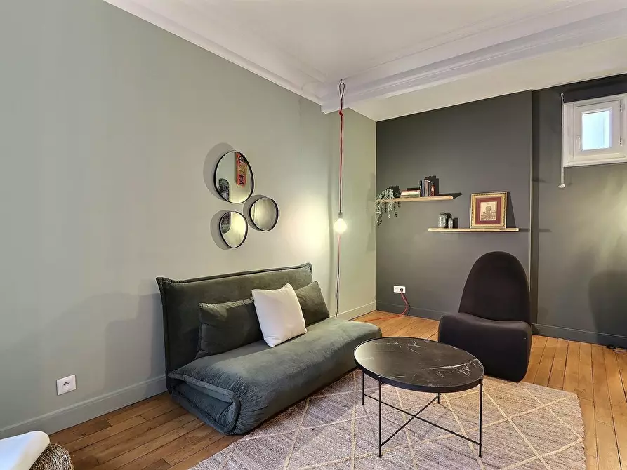 Immagine 2 di Appartamento in affitto  in Rue de Montreuil a Paris