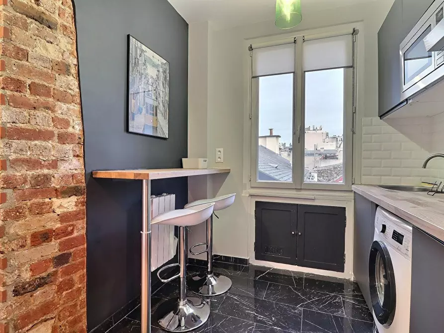 Immagine 7 di Appartamento in affitto  in Rue de Montreuil a Paris