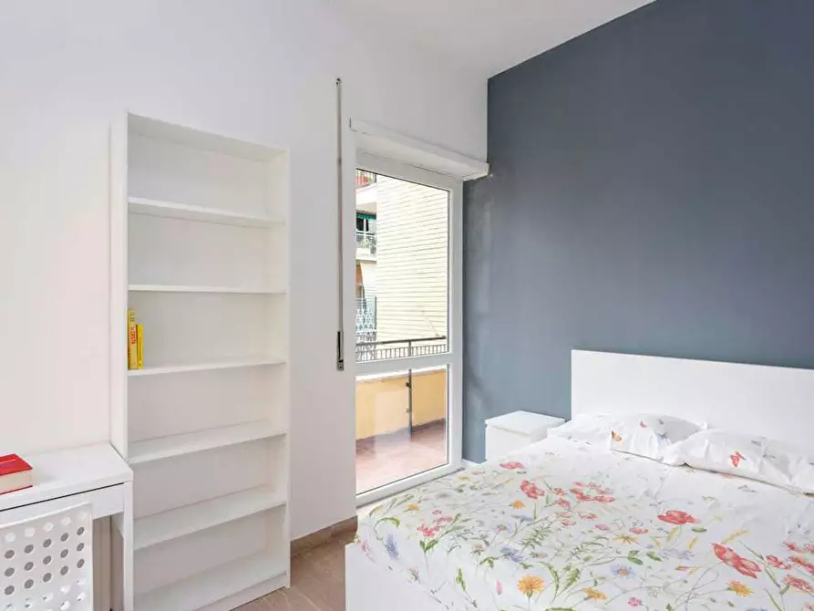 Immagine 3 di Camera in affitto  in Via Damaso Cerquetti a Roma