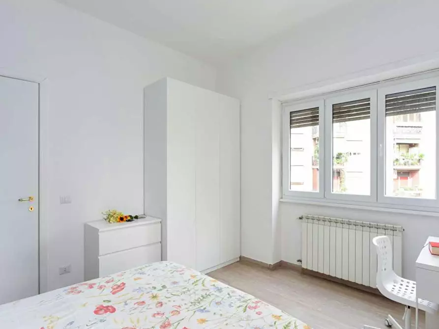 Immagine 2 di Camera in affitto  in Via Damaso Cerquetti a Roma