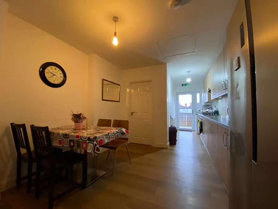 Immagine 4 di Camera in affitto  in Seagrave Road a 