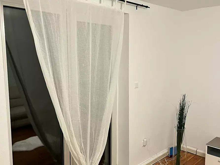 Immagine 10 di Appartamento in affitto  in Forsbacher Straße a Köln
